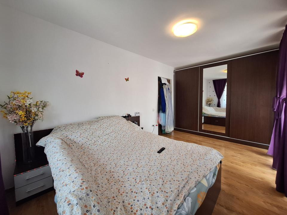 Apartament cu 3 camere, 68 mp, 2 balcoane, zona Parcului Poligon