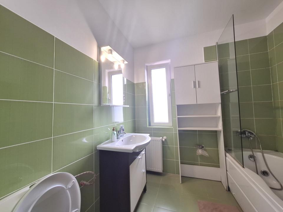 Apartament cu 3 camere, 2 balcoane, 61,19 mp, zona Terra
