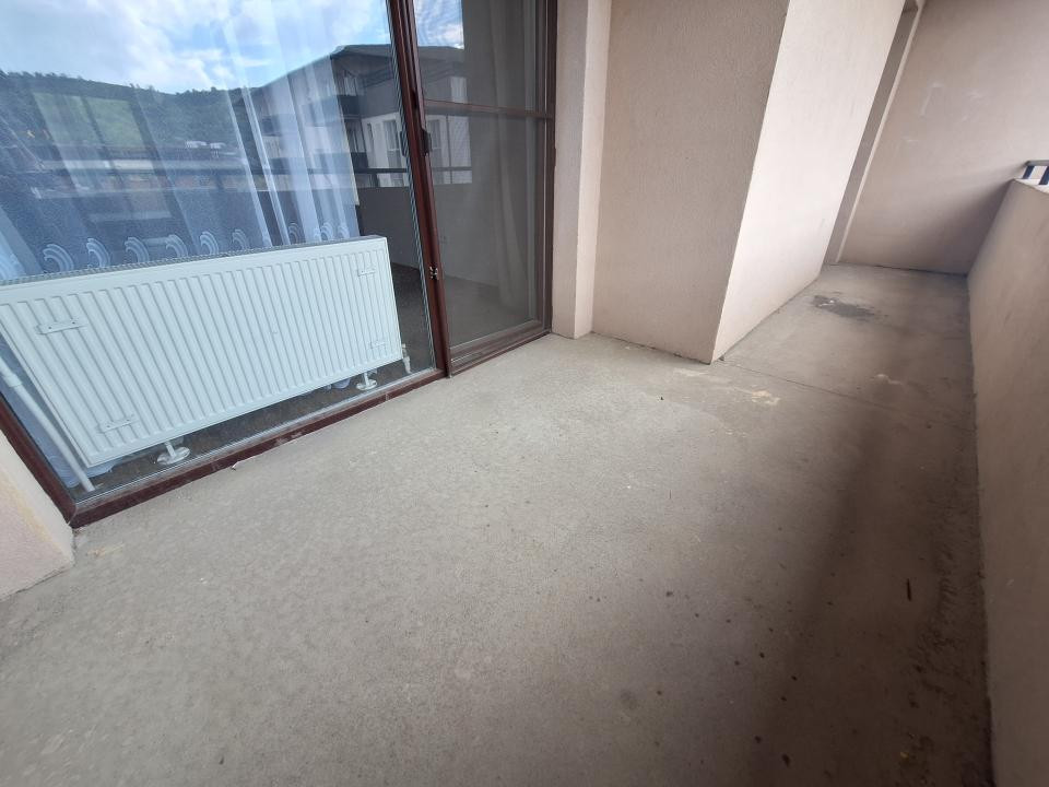 Apartament cu 3 camere, 2 balcoane, 61,19 mp, zona Terra