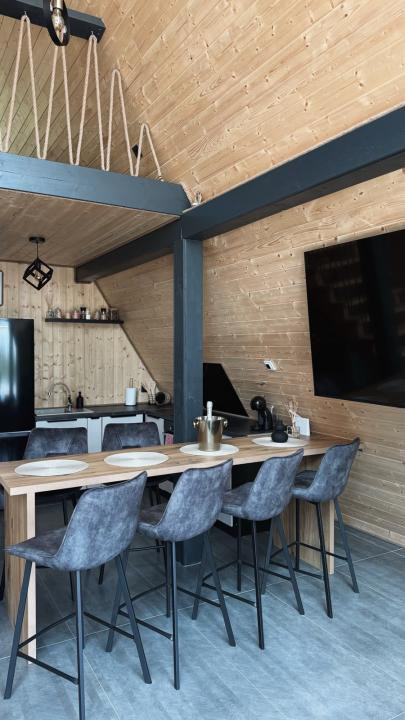 Cabana A frame de vanzare Buscat  