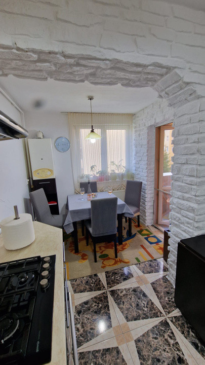 Apartament de 2 camere, 54 mp, finisat, Zona Porii