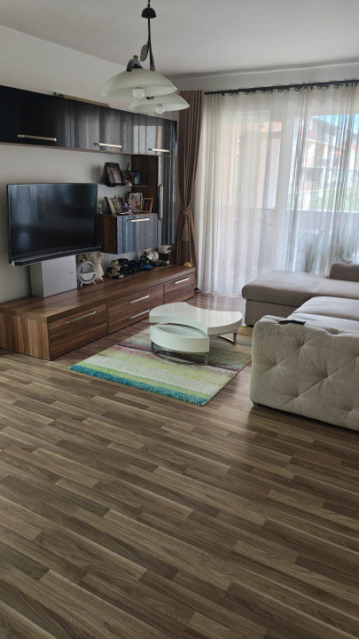 Apartament de 2 camere, 56 mp, finisat, Zona Porii