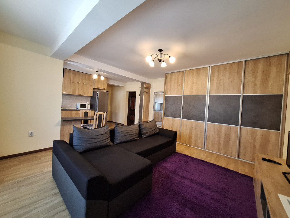 Apartament cu 2 camere, etajul 1, parcare, zona Terra