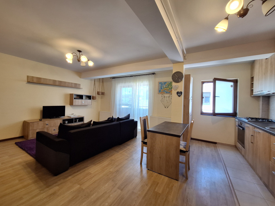 Apartament cu 2 camere, etajul 1, parcare, zona Terra