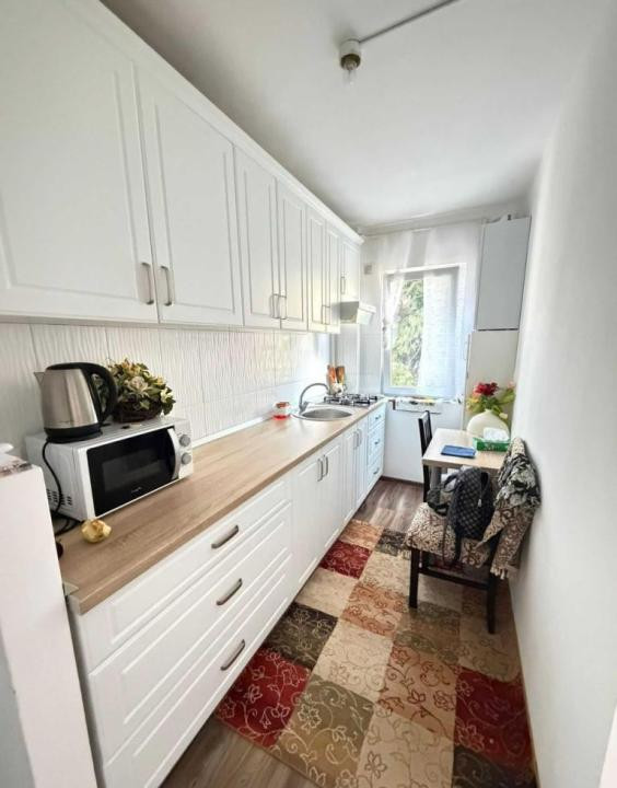Apartament 3 camere, 45 mp, Etaj intermediar, Aleea Ciucaș, Manastur