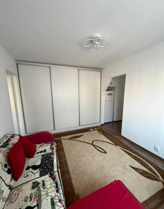 Apartament 3 camere, 45 mp, Etaj intermediar, Aleea Ciucaș, Manastur