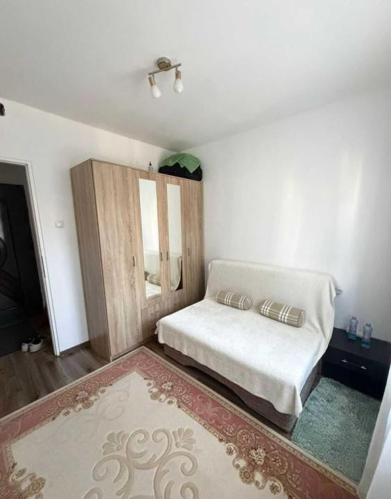 Apartament 3 camere, 45 mp, Etaj intermediar, Aleea Ciucaș, Manastur