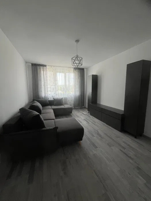 Apartment 3 camere, 60 mp, recent renovat, zona Semicentrala