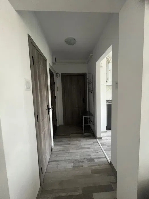 Apartment 3 camere, 60 mp, recent renovat, zona Semicentrala