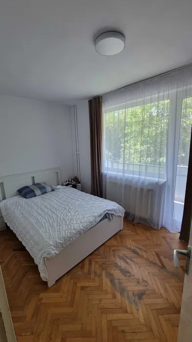 Apartament 3 camere, semidecomandat, 61 mp + balcon, Gheorgheni