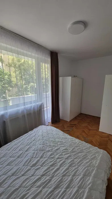 Apartament 3 camere, semidecomandat, 61 mp + balcon, Gheorgheni