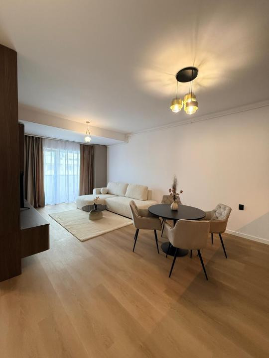 Apartament de 2 camere,45 mp, Ultramodern,Mobilat/Utilat, Zona Eroilor