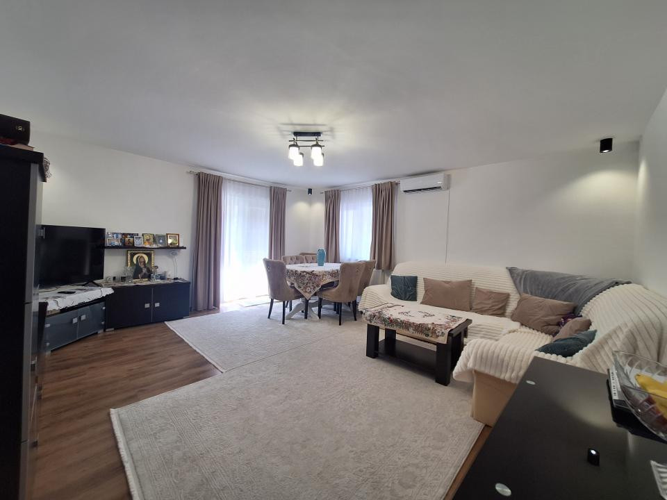 Apartament confort sporit, 90 mp, parcare, etajul 1, zona Muzeul Apei