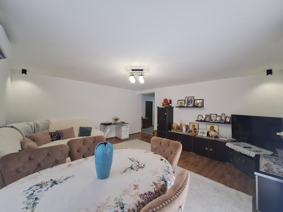 Apartament confort sporit, 90 mp, parcare, etajul 1, zona Muzeul Apei