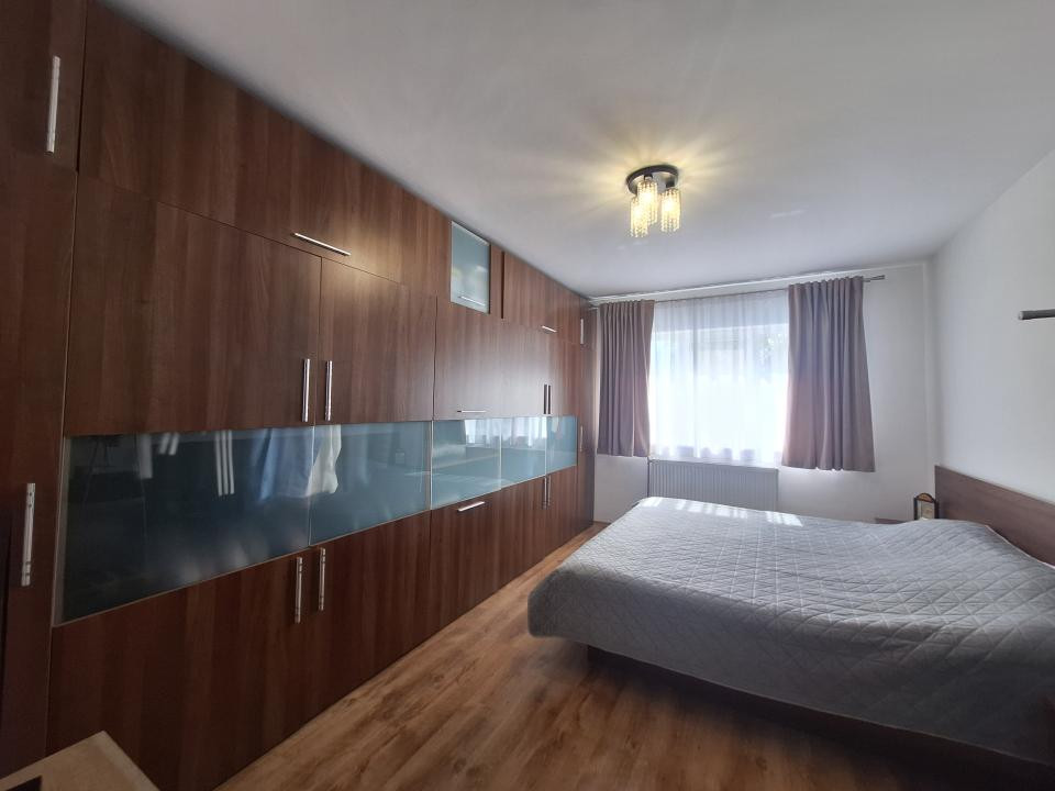 Apartament confort sporit, 90 mp, parcare, etajul 1, zona Muzeul Apei