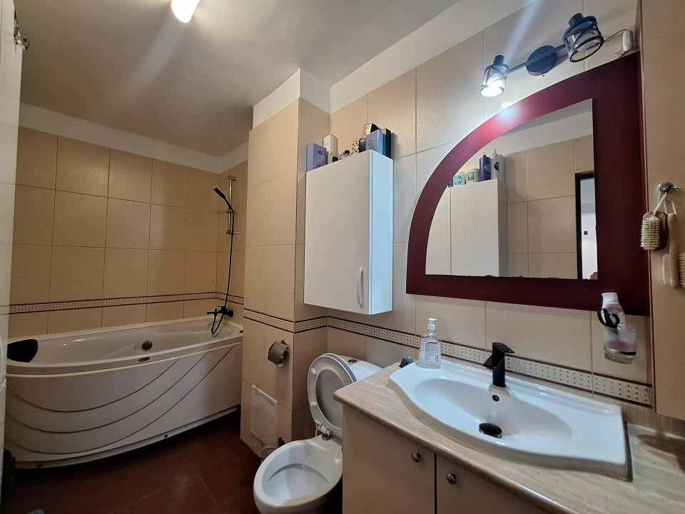 Apartament confort sporit, 90 mp, parcare, etajul 1, zona Muzeul Apei