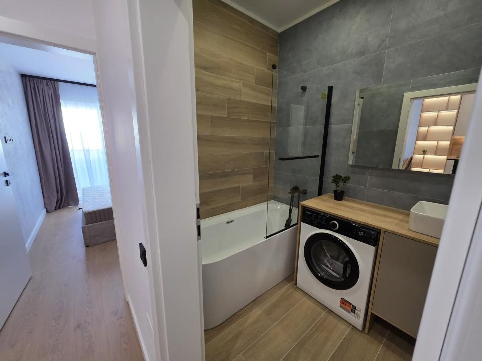 Apartament de 2 camere,45 mp, Ultramodern,Mobilat/Utilat, Zona Eroilor