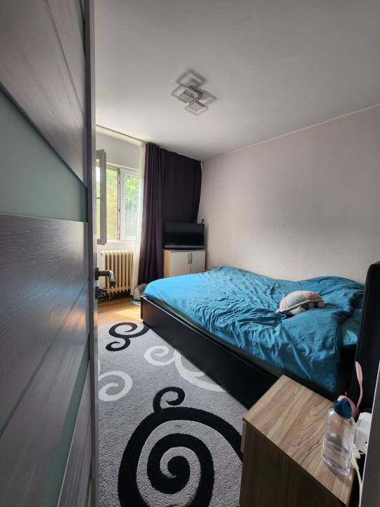 Apartament 3 camere, 45 mp, Etaj intermediar, Manastur,Bucegi
