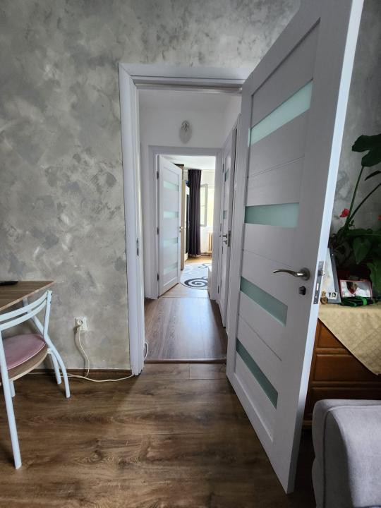 Apartament 3 camere, 45 mp, Etaj intermediar, Manastur,Bucegi