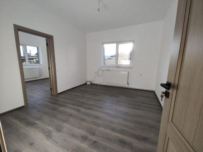 Casă 5 camere, 118 mp, curte, garaj, panouri fotovoltaice, Parcul Armătura