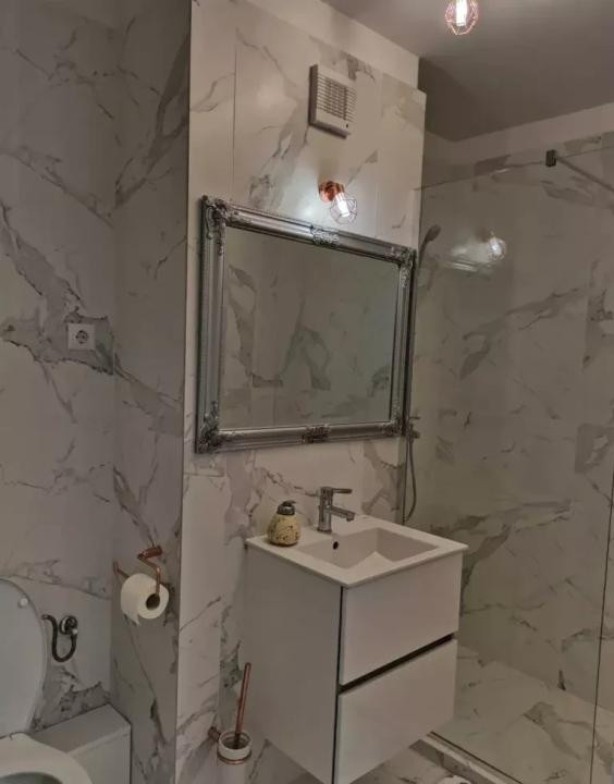 Apartament decomandat 3 camere, parcare subterana, Frunzisului/Seasons