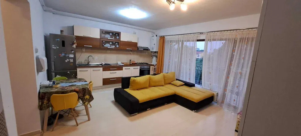 Apartament cu 2 camere, 46 mp, 2 balcoane, zona Parcului Poligon