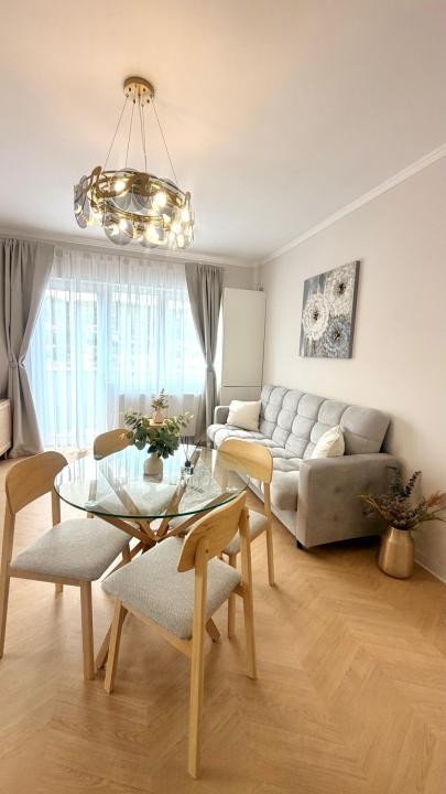 Apartament Ultramodern, de 3 camere, etaj intermediar, zona Terra