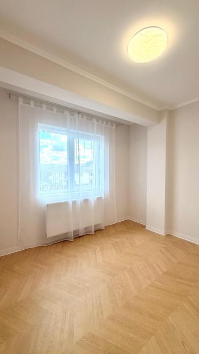 Apartament Ultramodern, de 3 camere, etaj intermediar, zona Terra
