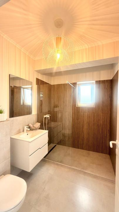 Apartament Ultramodern, de 3 camere, etaj intermediar, zona Terra