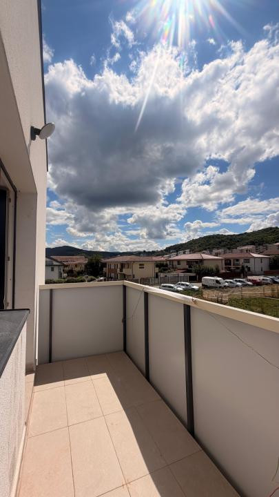 Apartament Ultramodern, de 3 camere, etaj intermediar, zona Terra