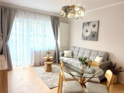 Apartament Ultramodern, de 3 camere, etaj intermediar, zona Terra