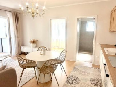Apartament Ultramodern, de 3 camere, etaj intermediar, zona Terra