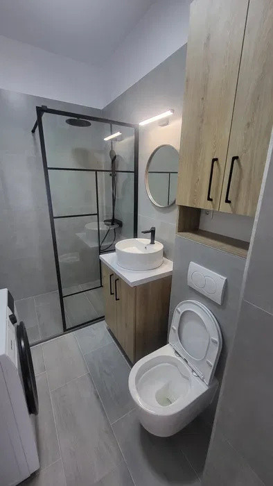 Apartament cu 2 camere, 48 mp, terasa de 25 mp, zona Eroilor