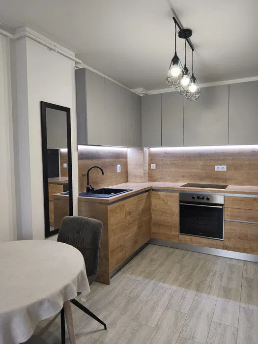 Apartament 3 camere, ULTRAMODERN, bloc nou, zona Semicentrala