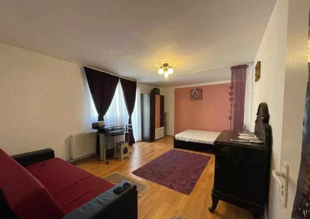 Oportunitate investitie, apartament 1 camera , strada Frunzisului