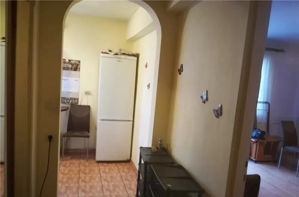 Garsoniera 37mp, balcon, parcare inclusa, strada Frunzisului