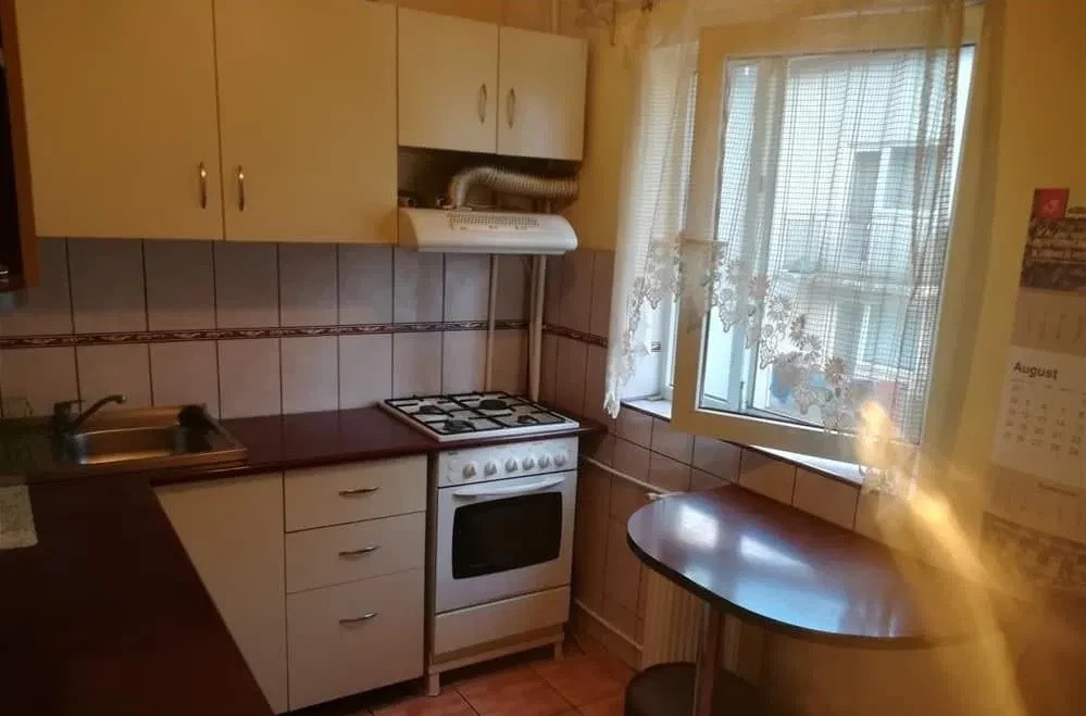 Garsoniera 37mp, balcon, parcare inclusa, strada Frunzisului