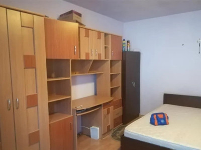 Garsoniera 37mp, balcon, parcare inclusa, strada Frunzisului