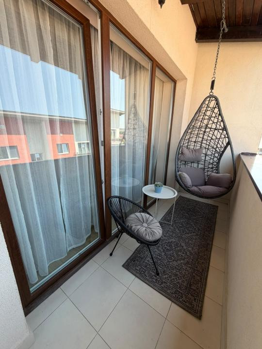 Apartament decomandat, finisat modern, zona Eroilor