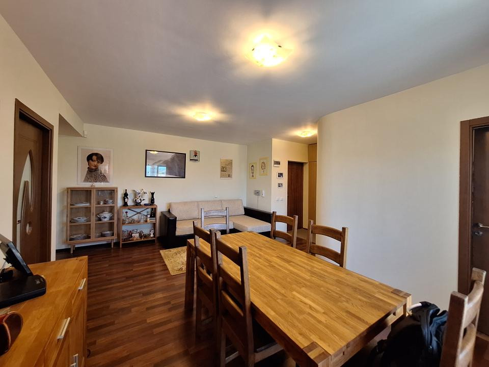 Apartament cu 2 camere, 50 mp, parcare, zona Aqua Park