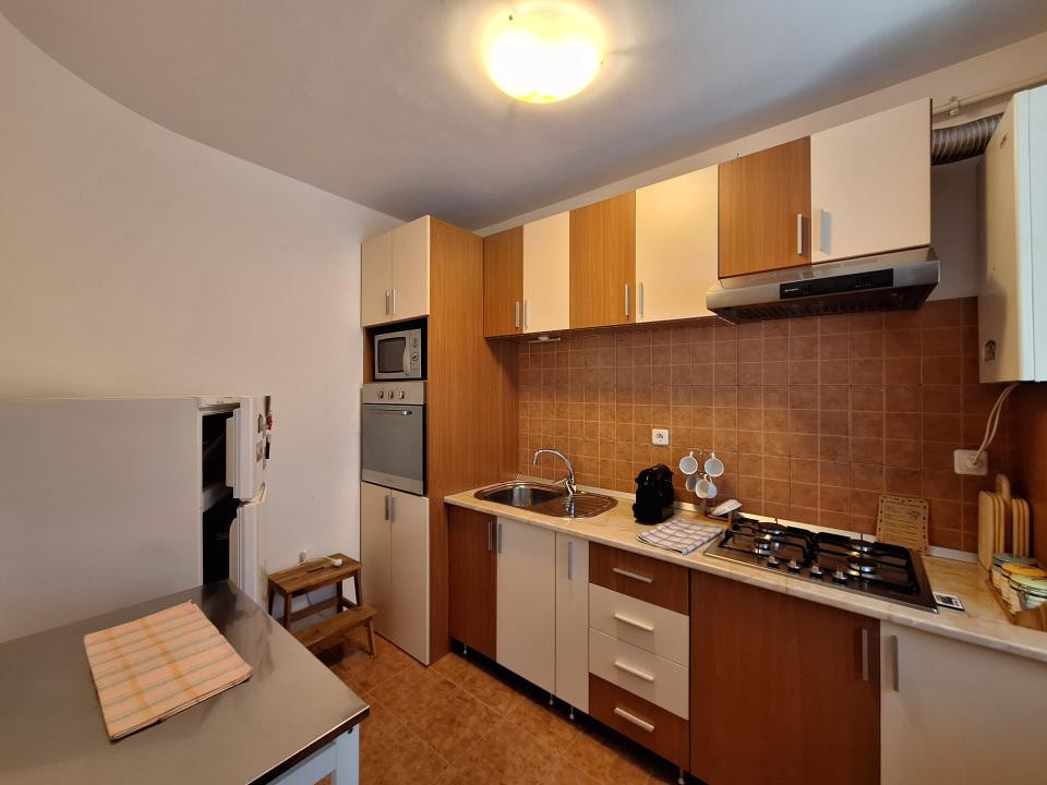 Apartament cu 2 camere, 50 mp, parcare, zona Aqua Park