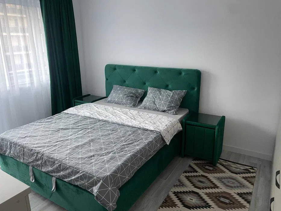 Apartament cu 3 camere, 2 parcari, boxa, balcon, zona Somesului