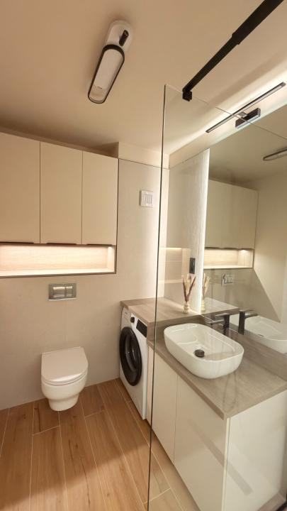 Apartament cu  3camere,etaj intermediar,parcare subterana,ultrafinisat