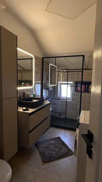 Apartament cu 2 camere, decomandat, balcon, zona JYSK