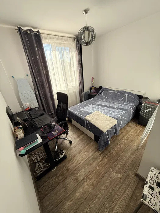 Apartament cu 3 camere, 77 mp, parcare, zona Cetatii