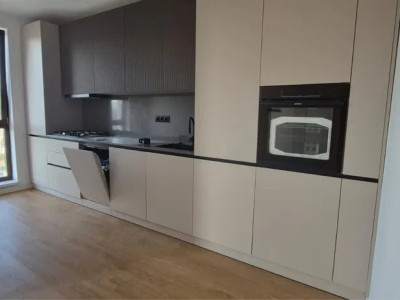 Apartament cu 2 camere, 54 mp, parcare, zona Eroilor 