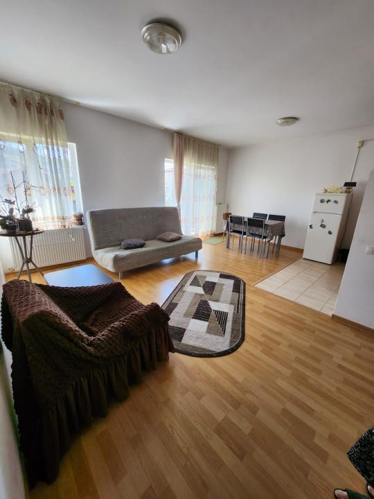 Inchiriere Apartament 3 camere ,zona Eroilor