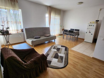 Inchiriere Apartament 3 camere ,zona Eroilor