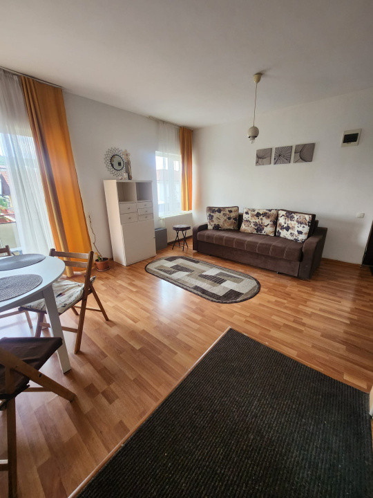 Inchiriere Apartament 3 camere ,zona Eroilor