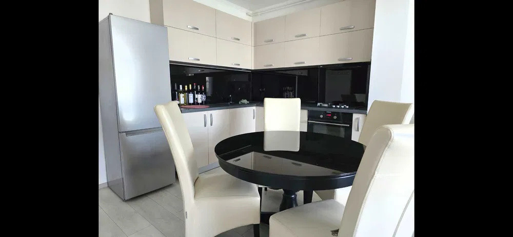 Apartament 2 camere, 40 mp, modern, loc de parcare, Europa